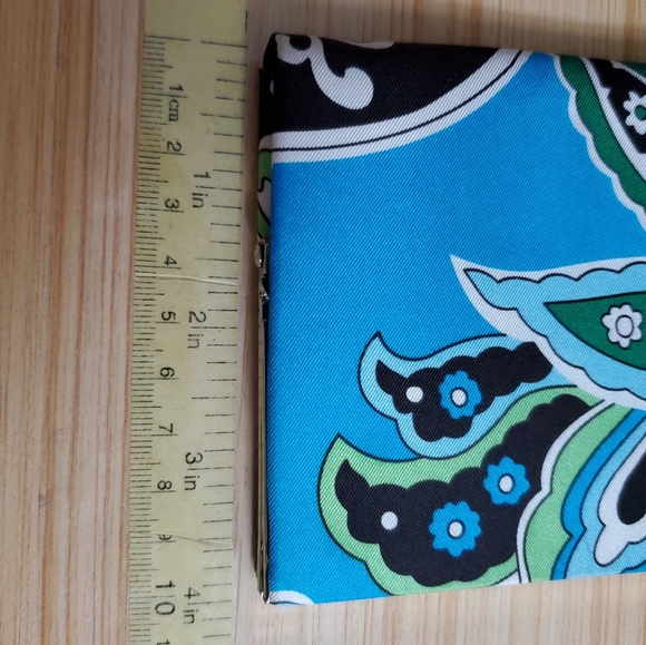 Banana Republic Paisley Wood Snap Long Clutch - Picture 6 of 6